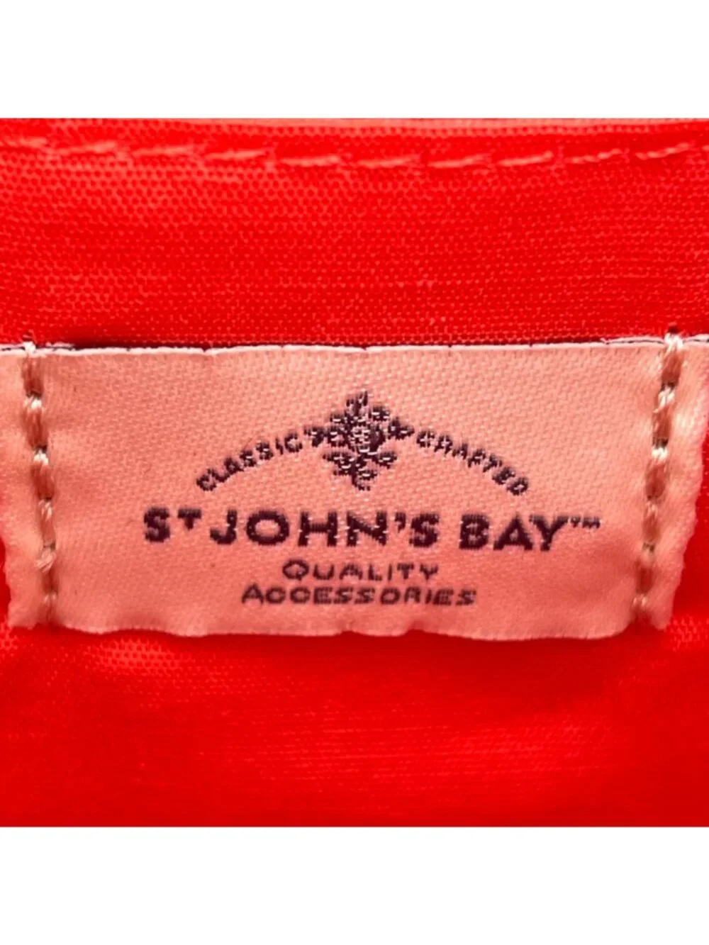St. Johns Bay Crossbody Bag Adjustable Strap Dark Watermelon Pebbled Texture NEW - Picture 2 of 10